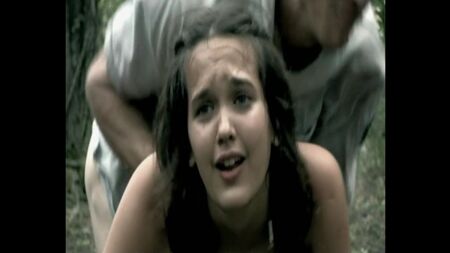 العنف الجنسي (الاغتصاب، rape، الأصفاد) من فيلم I’ll Never Die Alone. 2008
