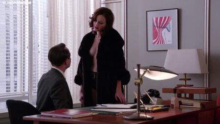 أليكسيس بليدل عارية - مسلسل «Mad Men» (2012) الموسم 5 الحلقات 9-13 بجودة HD 1080p - مشاهدة عبر الإنترنت