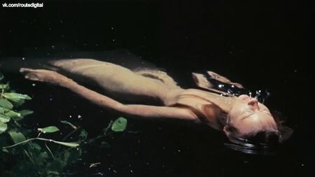 جيني أغوتر عارية - فيلم «ووكابوت» (1971) بدقة HD 720p - مشاهدة عبر الإنترنت
