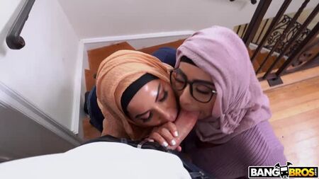جوليانا فيغا، فيوليت مايرز [ SalfetkaHD21+ ][ HD 720، ثلاثي، مؤخرة كبيرة، ثدي كبير