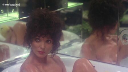 جوان كولينز عارية - The Bitch (المملكة المتحدة 1979) 1080p مشاهدة عبر الإنترنت