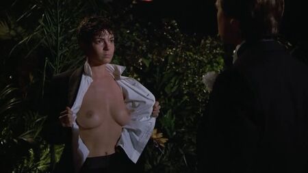 جويس هايزر عارية - مجرد واحدة من الرجال (1985) HD 1080p Web-DL مشاهدة عبر الإنترنت / جويس هايزر - الفتاة المثالية