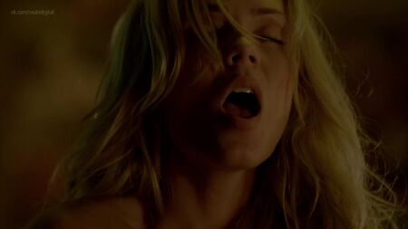 لورا فاندرفورت عارية - Bitten الموسم 1 الحلقة 9 (2014) HD 1080p مشاهدة عبر الإنترنت / لورا فاندرفورت - Bitten
