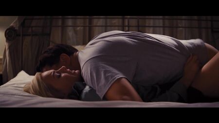 مارغوت روبي وآخرون في مشاهد عارية ومثيرة - فيلم «ذئب وول ستريت» (2013) بدقة عالية 1080p