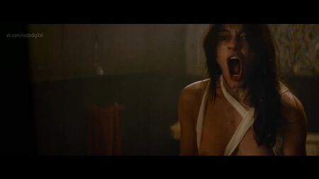 ميشيل رودريغيز وكيتلين جيرارد في مشاهد عري - فيلم "المهمة" (2016) بدقة HD 1080p - مشاهدة عبر الإنترنت
