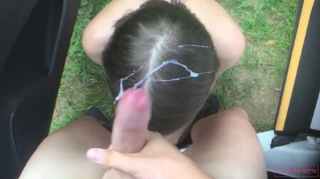my_little_betsy عاهرة شابة تتنقل بالتوصيل المجاني تخون صديقها مقابل رحلة مجانية