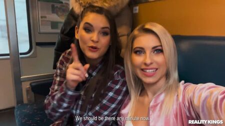تايلي وود، ليلي بيلا [PornCube إباحي فيك جديد إباحي فيك عالي الدقة سحاقيات سفر