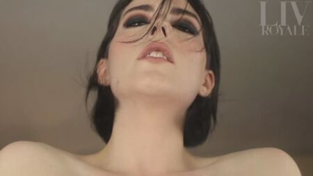 Liv Royale - Cum Inside Me (نسخة مدبلجة باللغة الروسية)