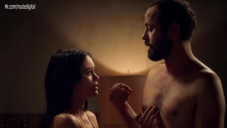 دينّا شهابي عارية - مسلسل «جاك رايان» لتوم كلانسي (2018) الموسم 1 الحلقة 2 بجودة HD 1080p - شاهد عبر الإنترنت