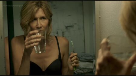 لورا ديرن - فيلم "The Tale" (2018) بدقة HD 1080p. مشاهد عري؟ مثير! شاهده عبر الإنترنت