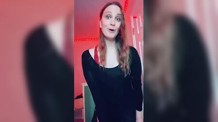 مستخدمة تيك توك براين وودز تُظهر مؤخرتها المثيرة