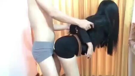 أفلام إباحية إندونيسية: المديرون ملزمون بالحصول على حصتهم من XNXX.COM