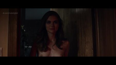 جيني بويد عارية – Hex (2018) 1080p مشاهدة عبر الإنترنت / جيني بويد – العين الشريرة